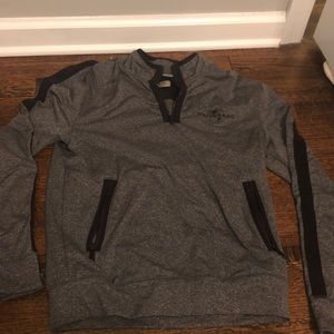 Universal Long sleeve quarter zip